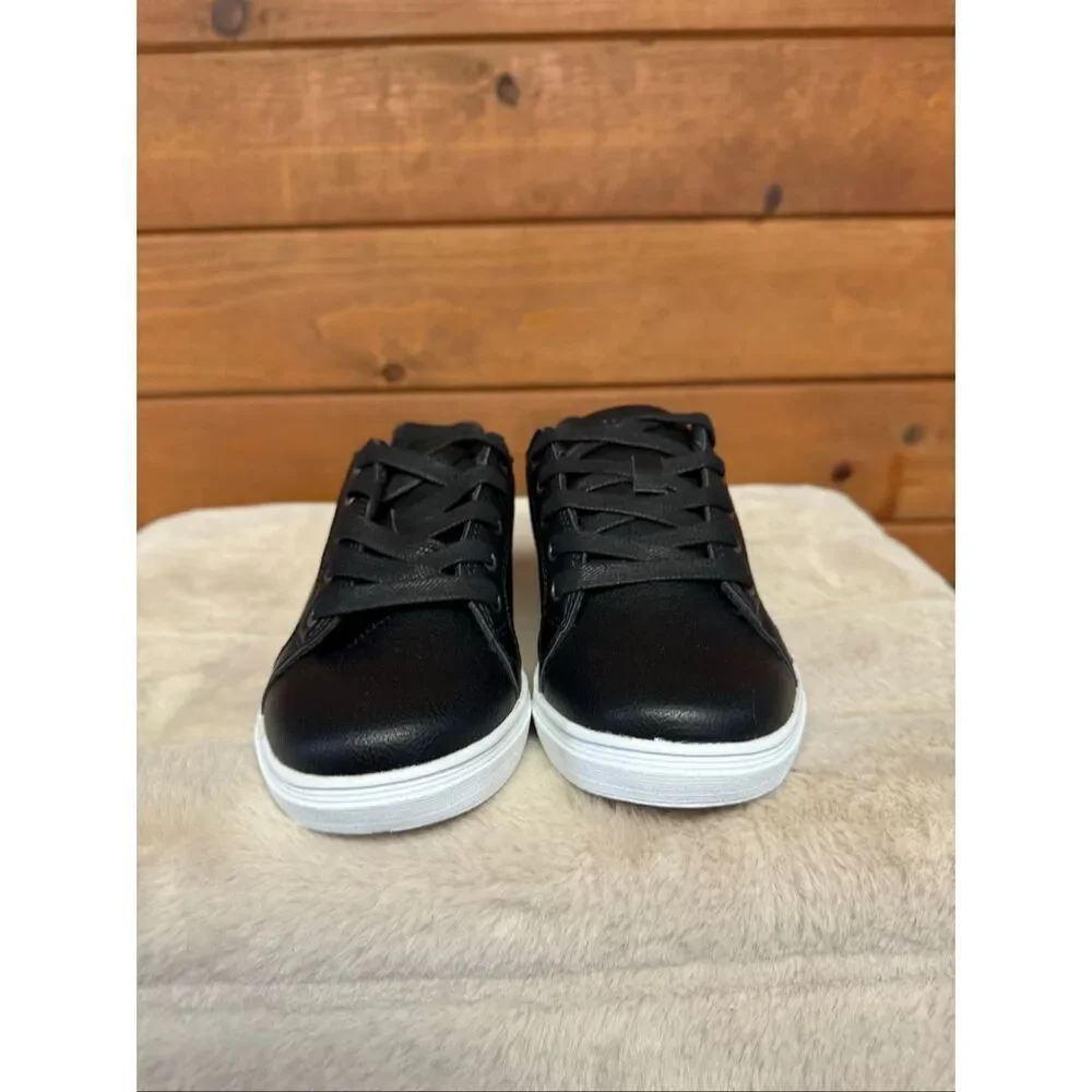 Perry Ellis Kids Portfolio sneakers black Sz 2 NIB